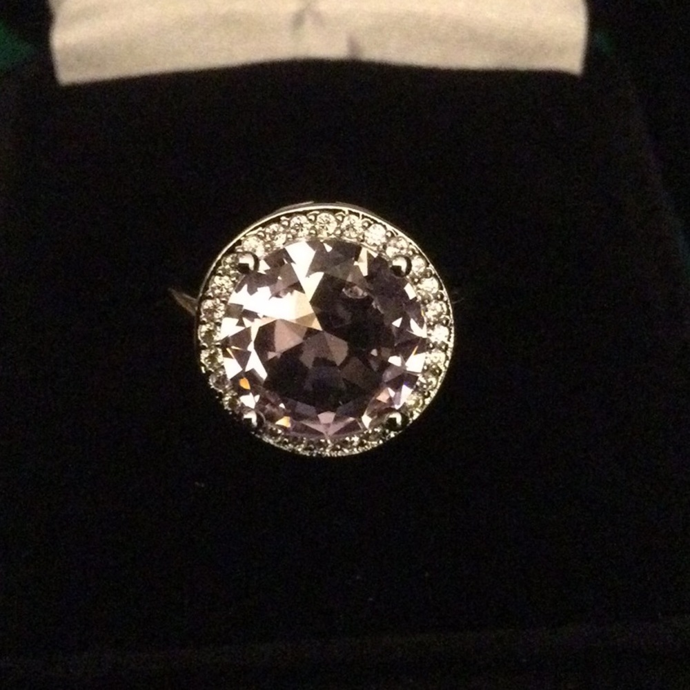 Romantic Pink Kunzite Quartz Ring with Halo - Picture 4 of 10